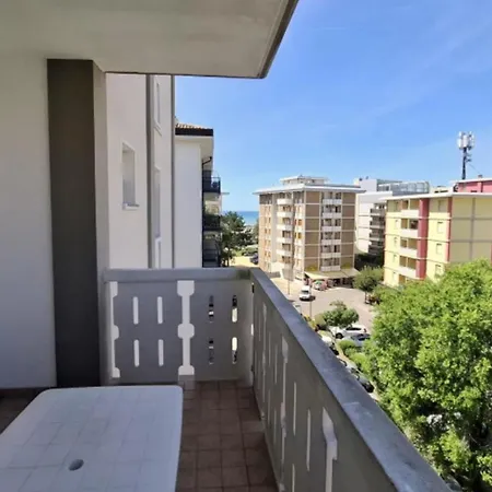 Διαμέρισμα Modern Flat 50m From The Μπιμπιόνε