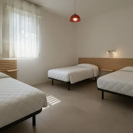 Modern Flat 50m From The Daire *