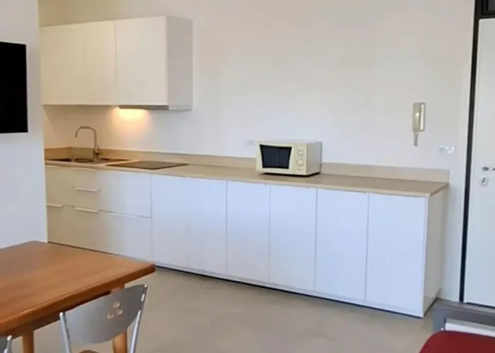Modern Flat 50m From The * Μπιμπιόνε